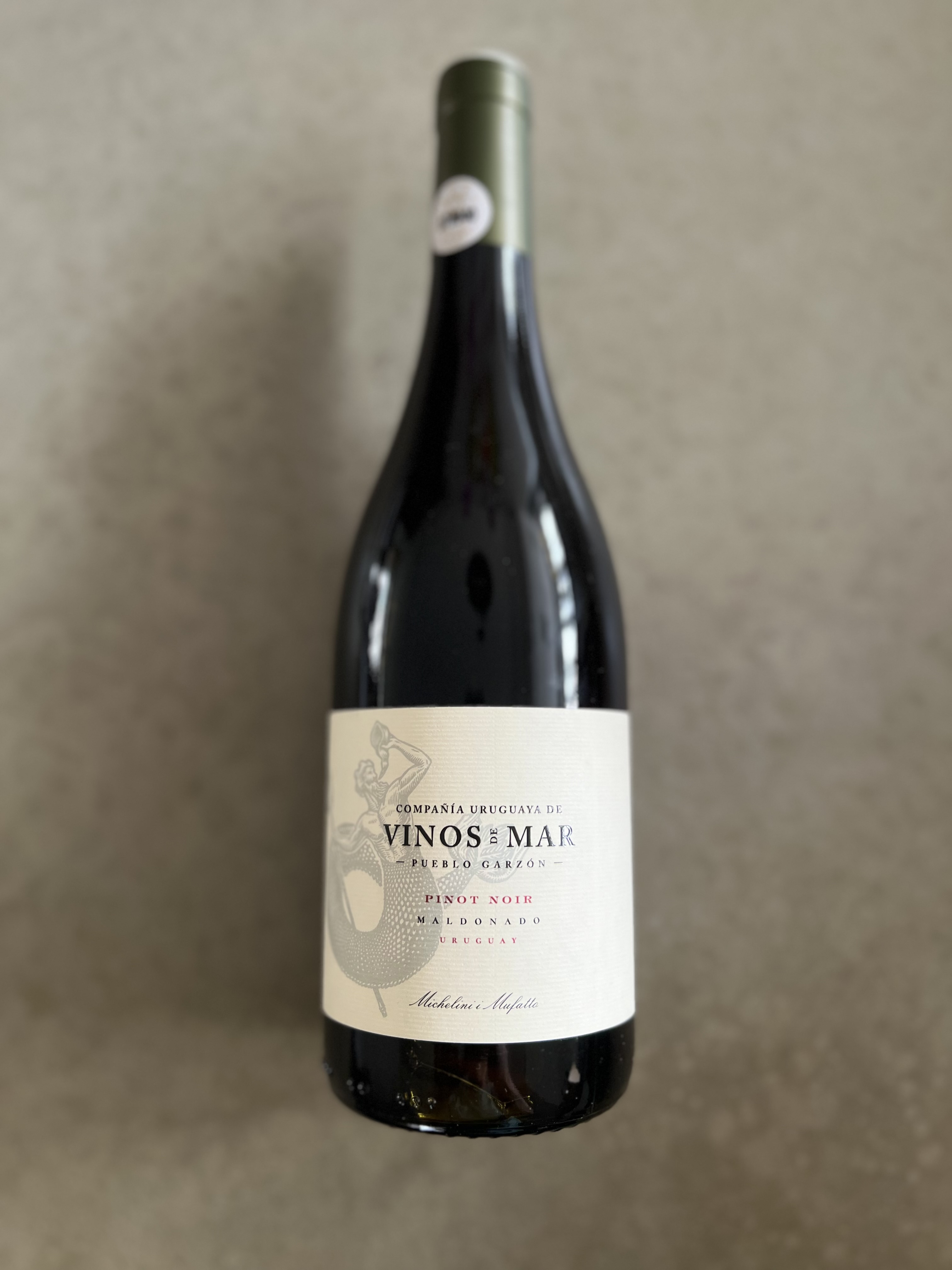 Compania Uruguaya de Vinos del Mar Pinot Noir