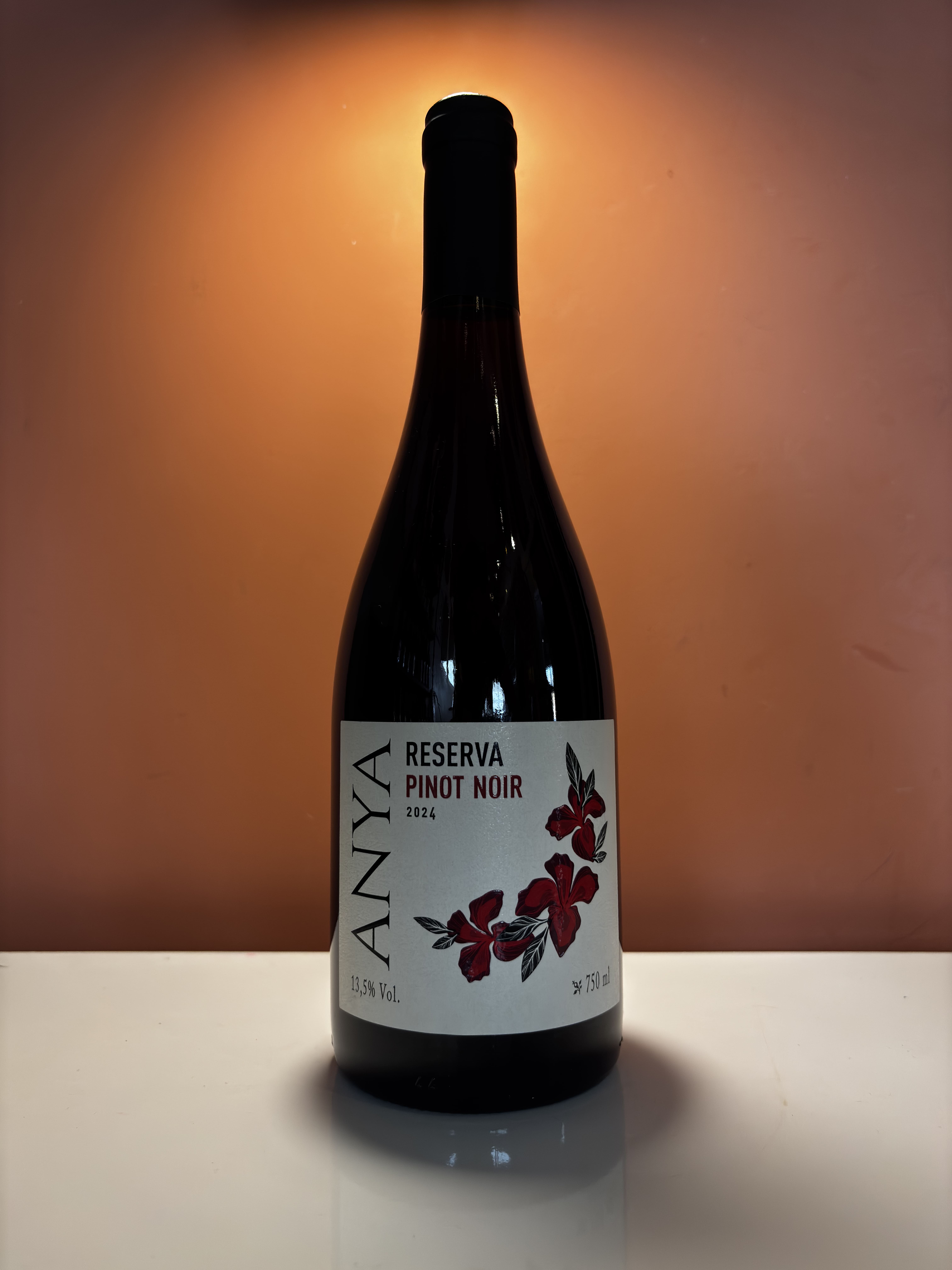 Anya Reserva Pinot Noir